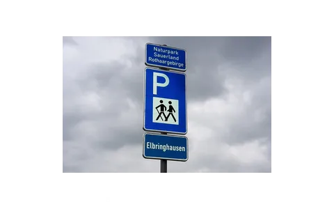 Hinweisschild Wanderparkplatz