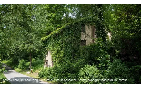 Altes Pumpenhaus auf dem Wennepfad