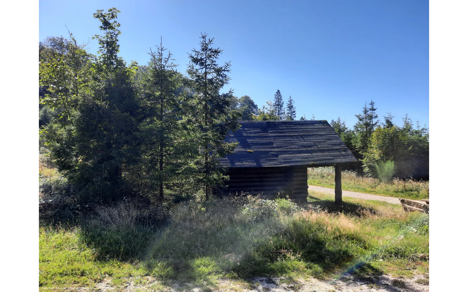 Schutzhütte Hühnerkamp (1).jpg
