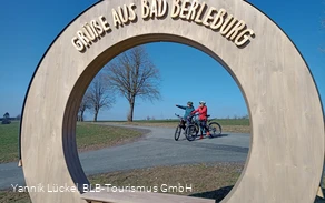 Die Holzmacherin, Portal am Struthbach