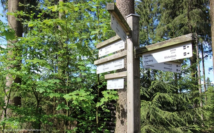 Ein vielfältiges Wanderwegenetz steht dem Wanderer