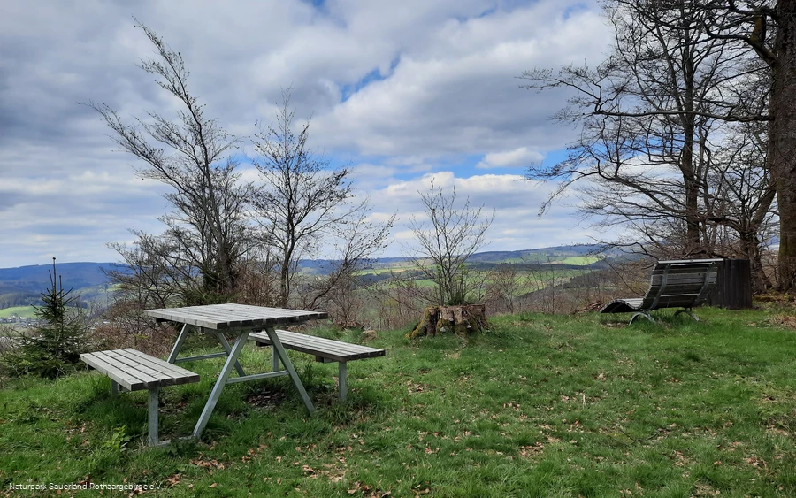 Rasten und dabei die Fernsicht genießen
