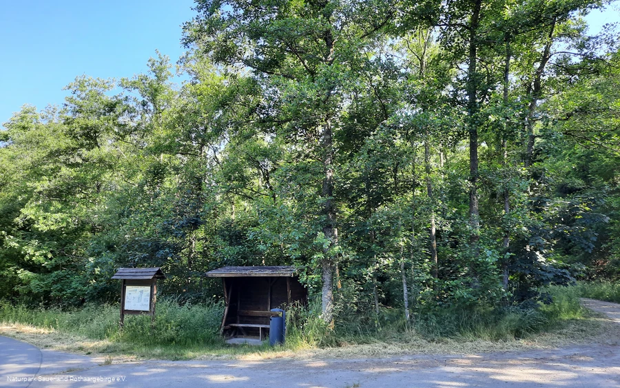 Unterstand am Rundweg der Obernautalsperre