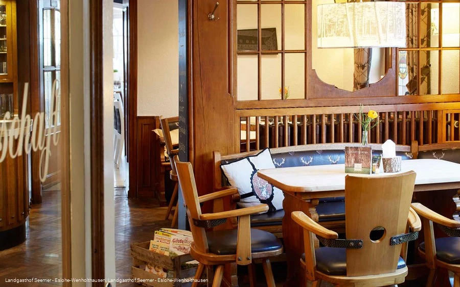 Hotel - Restaurant - Landgasthof Seemer - Blick in die Wirtschaft