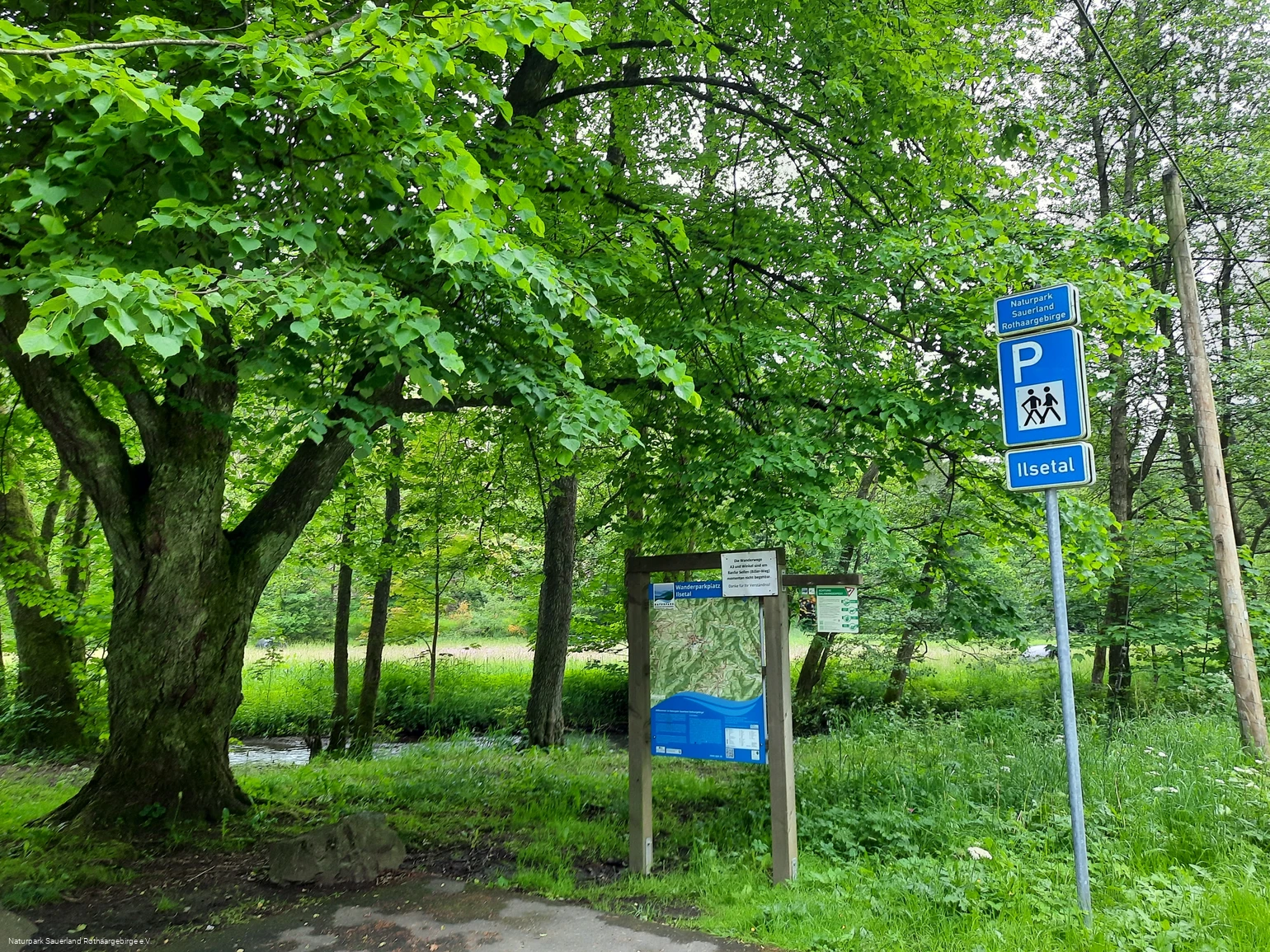 Parkplatz direkt an der Ilse